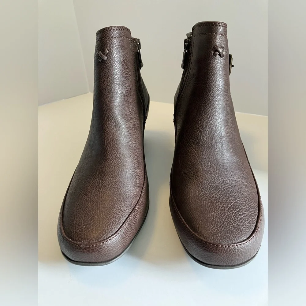 Women’s Ankle Boots, Buckle Straps, Brown, 10M, Rialto Sabana